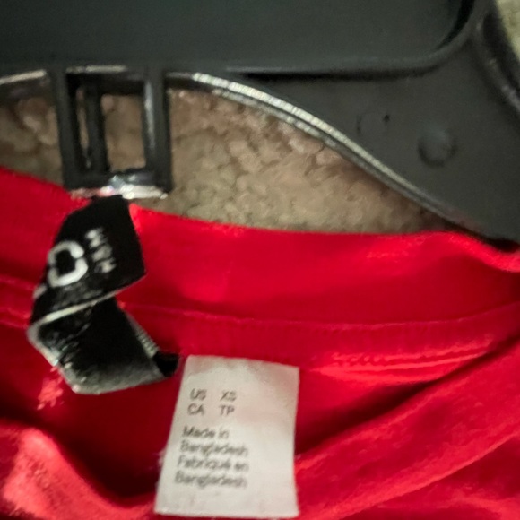 Women’s crop top - Picture 3 of 3